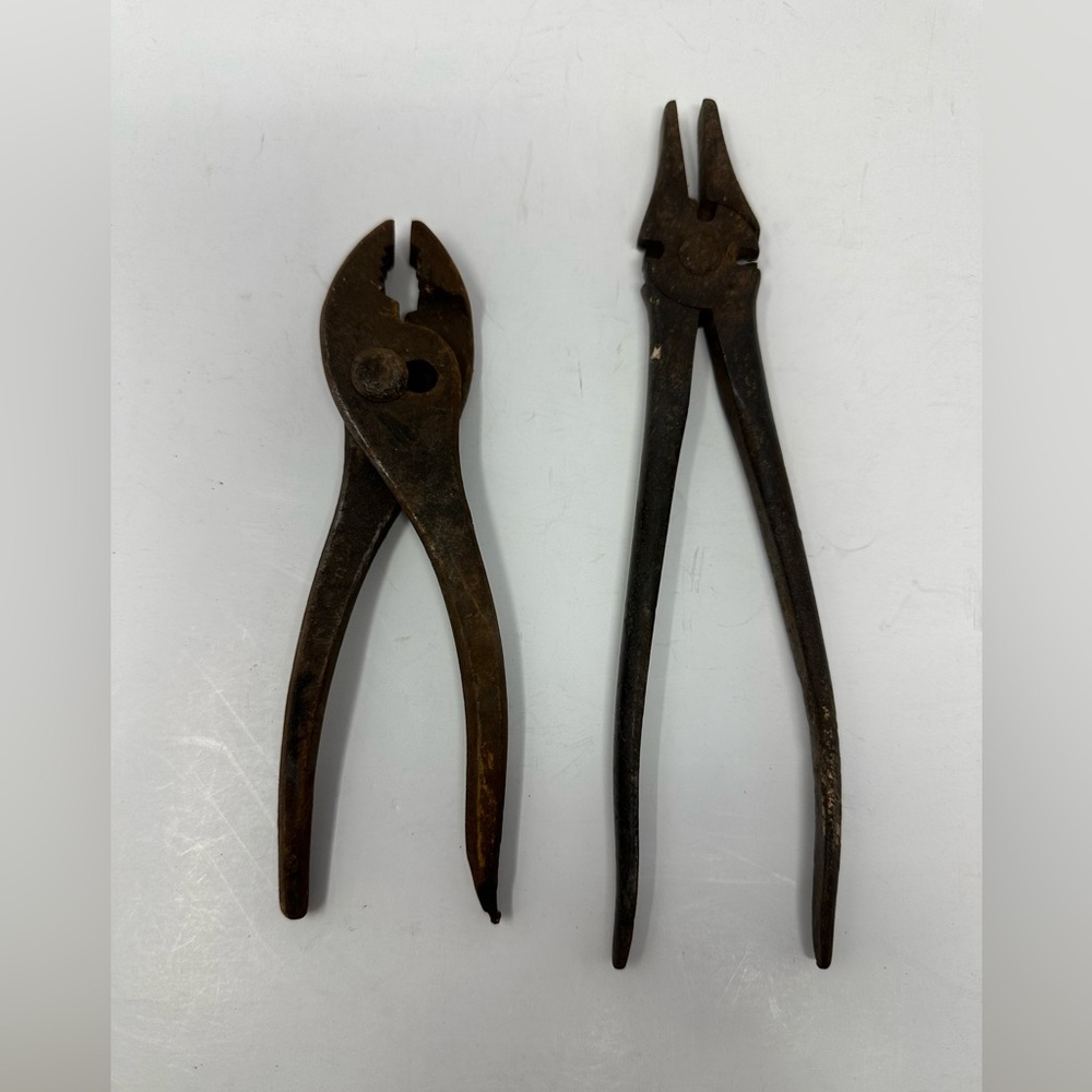 Vintage 1950’s SET OF 2 Pliers Regular and Linesman Pliers O2